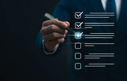 Application tracking and updates